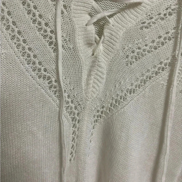 Aerie Women's Cream Ivory Poncho Sweater  One Size Classic Neutral Timeless - Picture 4 of 7